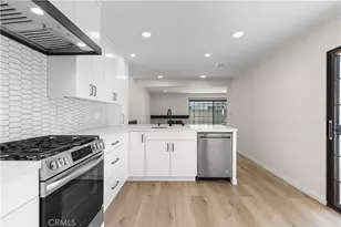 1072 Tustin Pines, Tustin, CA 92780 - Photo 18