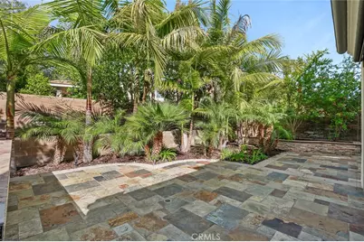 121 Catalonia, Irvine, CA 92618 - Photo 38