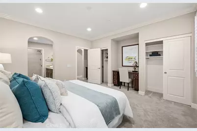 121 Catalonia, Irvine, CA 92618 - Photo 14