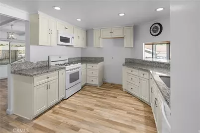 38200 Via Del Largo, Murrieta, CA 92563 - Photo 8