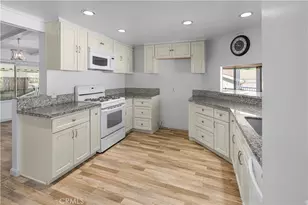 38200 Via Del Largo, Murrieta, CA 92563 - Photo 8