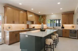 17182 Hillside Cir, Huntington Beach, CA 92649 - Photo 12