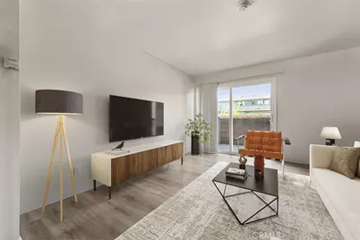 801 S Lyon #A105, Santa Ana, CA 92705 - Photo 2