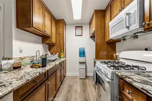 801 S Lyon, Santa Ana, CA 92705 - Photo 8