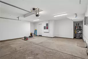 965 W Dhalia St, Compton, CA 90220 - Photo 14