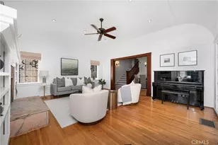 24 Via Di Roma Walk, Long Beach, CA 90803 - Photo 6