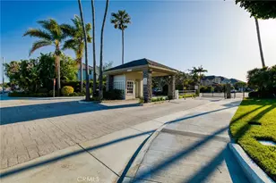 16181 Santa Barbara Ln, Huntington Beach, CA 92649 - Photo 56