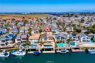 16181 Santa Barbara Ln, Huntington Beach, CA 92649 - Photo 52