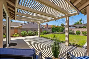15311 Rushmoor, Huntington Beach, CA 92647 - Photo 6