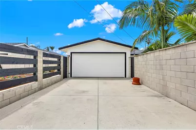 8401 Indianapolis, Huntington Beach, CA 92646 - Photo 36