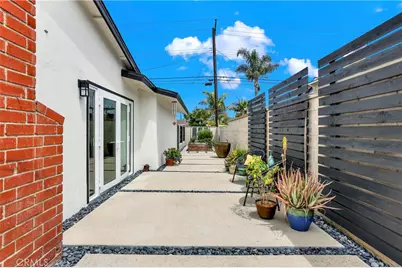 8401 Indianapolis, Huntington Beach, CA 92646 - Photo 18