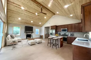 810 Villa Grove Ave, Big Bear City, CA 92314 - Photo 6