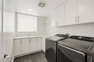 108 Rockefeller, Irvine, CA 92612 - Photo 14
