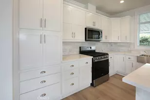 129 La Ronda, Tustin, CA 92780 - Photo 6