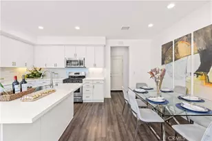 56 Bay Layrel, Irvine, CA 92618 - Photo 4