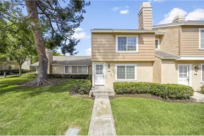 52 Greenbough, Irvine, CA 92614 - Photo 2