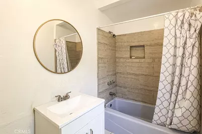 10223 S Grevillea, Inglewood, CA 90304 - Photo 32