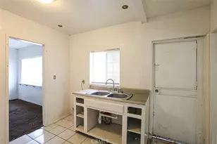 10223 S Grevillea, Inglewood, CA 90304 - Photo 36