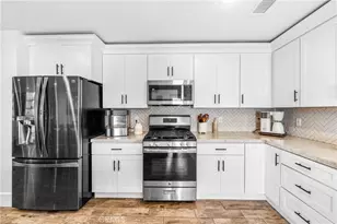 17792 Lewis Ln, Huntington Beach, CA 92647 - Photo 14