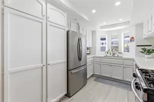 19116 Queensport Ln, Huntington Beach, CA 92646 - Photo 12