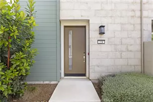 228 Merit, Irvine, CA 92618 - Photo 4