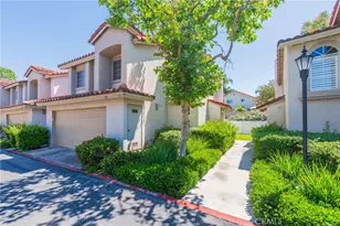 38 Carnation, Rancho Santa Margarita, CA 92688 - Photo 2