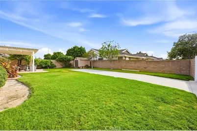 17915 Santa Olivia, Fountain Valley, CA 92708 - Photo 34