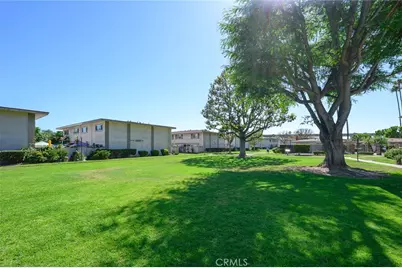 661 W 6th #B, Tustin, CA 92780 - Photo 28