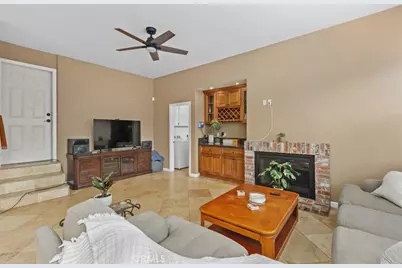 1250 Loma Vista, Pomona, CA 91768 - Photo 20