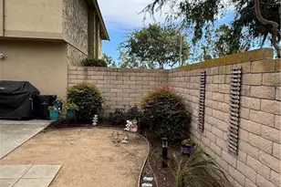 10466 Smoke River Ct, Fountain Valley, CA 92708 - Photo 8