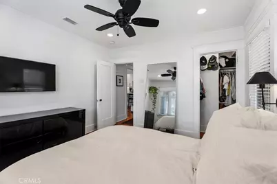 1835 E Florida Street, Long Beach, CA 90802 - Photo 18