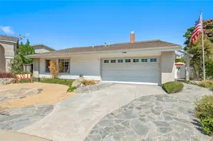 17586 Lebanon, Irvine, CA 92614 - Photo 4