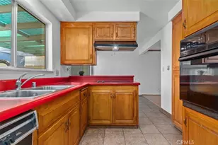 307 N Acacia, Fullerton, CA 92831 - Photo 8
