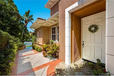 40 Paso Robles, Irvine, CA 92602 - Photo 2