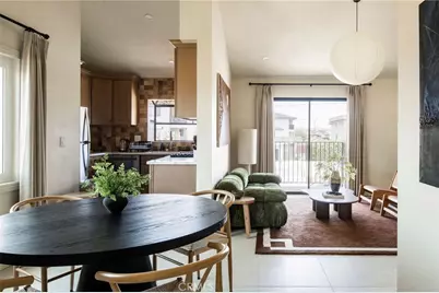 13025 Roselle Avenue, Hawthorne, CA 90250 - Photo 4