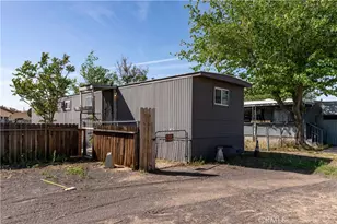26611 Nudgent St, Boron, CA 93516 - Photo 8