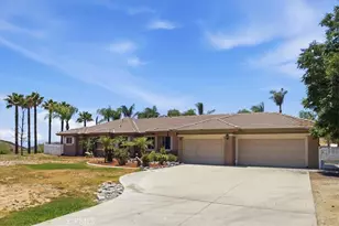 23841 Piedras, Lake Mathews, CA 92570 - Photo 2
