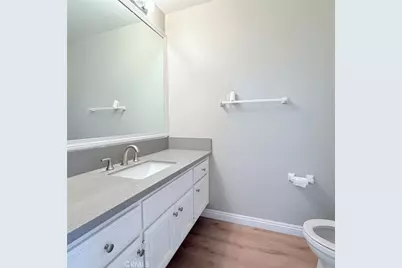 21 Presidio, Irvine, CA 92614 - Photo 16