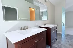 21 Presidio, Irvine, CA 92614 - Photo 14