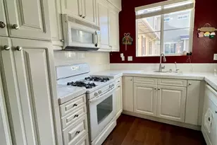 350 Flyers, Tustin, CA 92782 - Photo 4