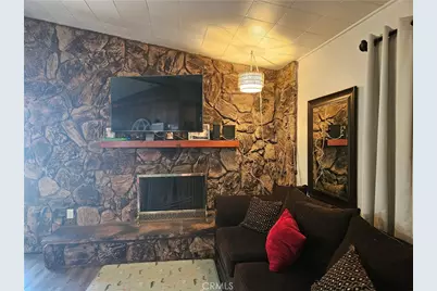 537 E 3rd, Rialto, CA 92376 - Photo 14
