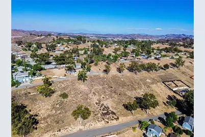 16374 Bailey Street, Lake Elsinore, CA 92530 - Photo 8
