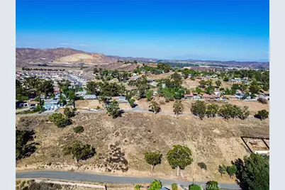16374 Bailey Street, Lake Elsinore, CA 92530 - Photo 10