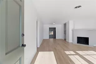 932 Baldwin, Bakersfield, CA 93304 - Photo 8