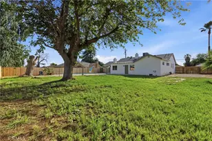 932 Baldwin, Bakersfield, CA 93304 - Photo 46