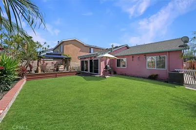 18051 Westlake Circle, Huntington Beach, CA 92648 - Photo 10