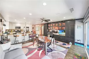 18051 Westlake Cir, Huntington Beach, CA 92648 - Photo 24