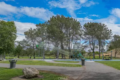 18051 Westlake Circle, Huntington Beach, CA 92648 - Photo 44