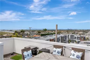 2105 Two Harbors Cir, Costa Mesa, CA 92627 - Photo 2