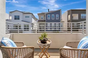 2105 Two Harbors Cir, Costa Mesa, CA 92627 - Photo 56